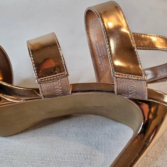 Steve Madden Rose Gold Platform Heels - Size 6.5 - Picture 8 of 8